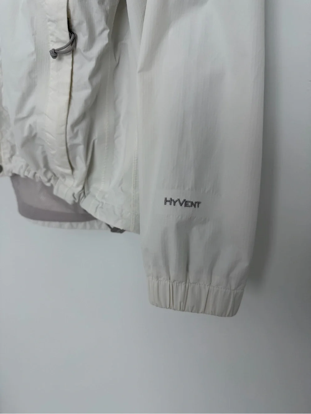The North Face Resolve Women HyVent White Lightweight Rain Jacket medium gorpcor